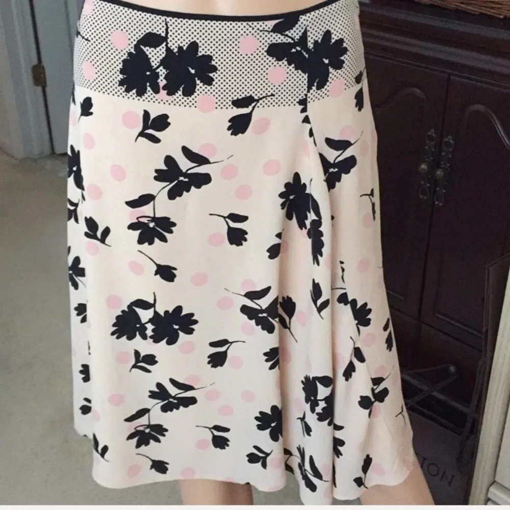 Banana Republic 100% Silk Floral Knee Length Skirt Pink Black Size 2